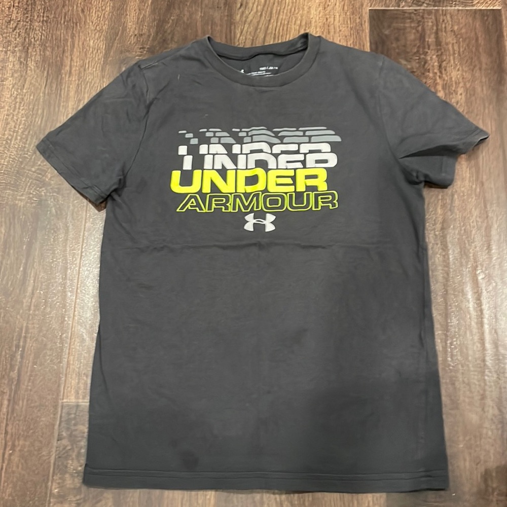 Boys Under Armour T Shirt